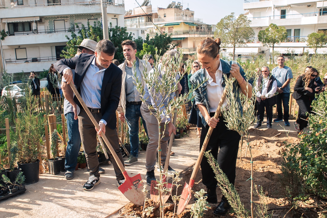 Το 1ο micro Forest στην καρδιά της Αθήνας από τη L’Oréal Hellas