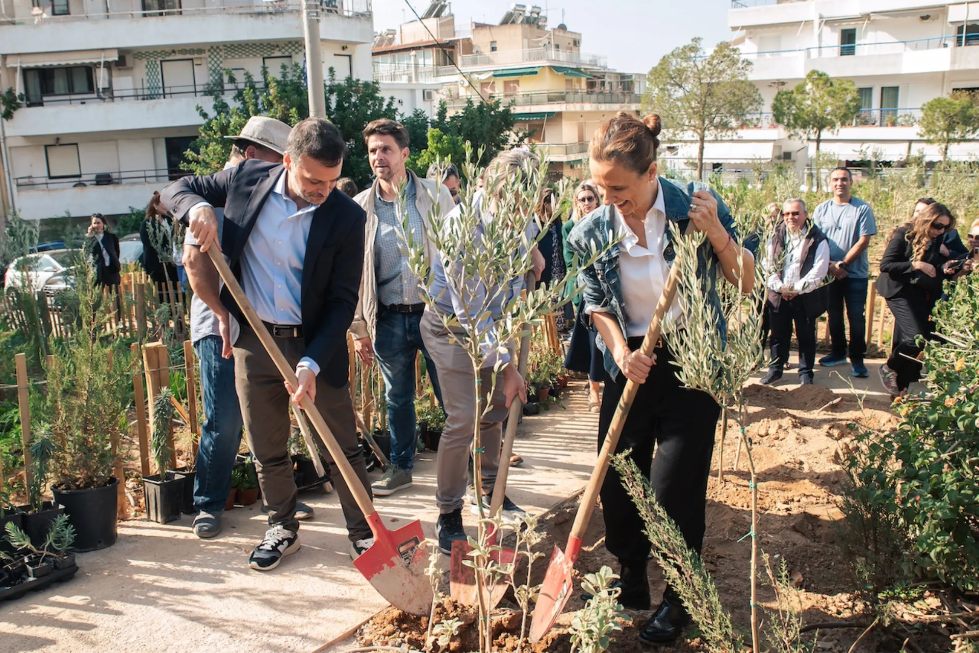 Το 1ο micro Forest στην καρδιά της Αθήνας από τη L’Oréal Hellas
