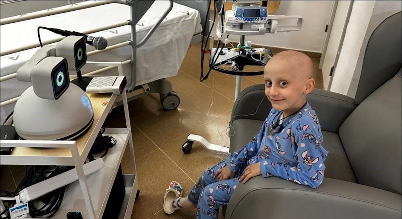 HONDA: Ρομπότ βοηθά παιδιά που νοσηλεύονται 