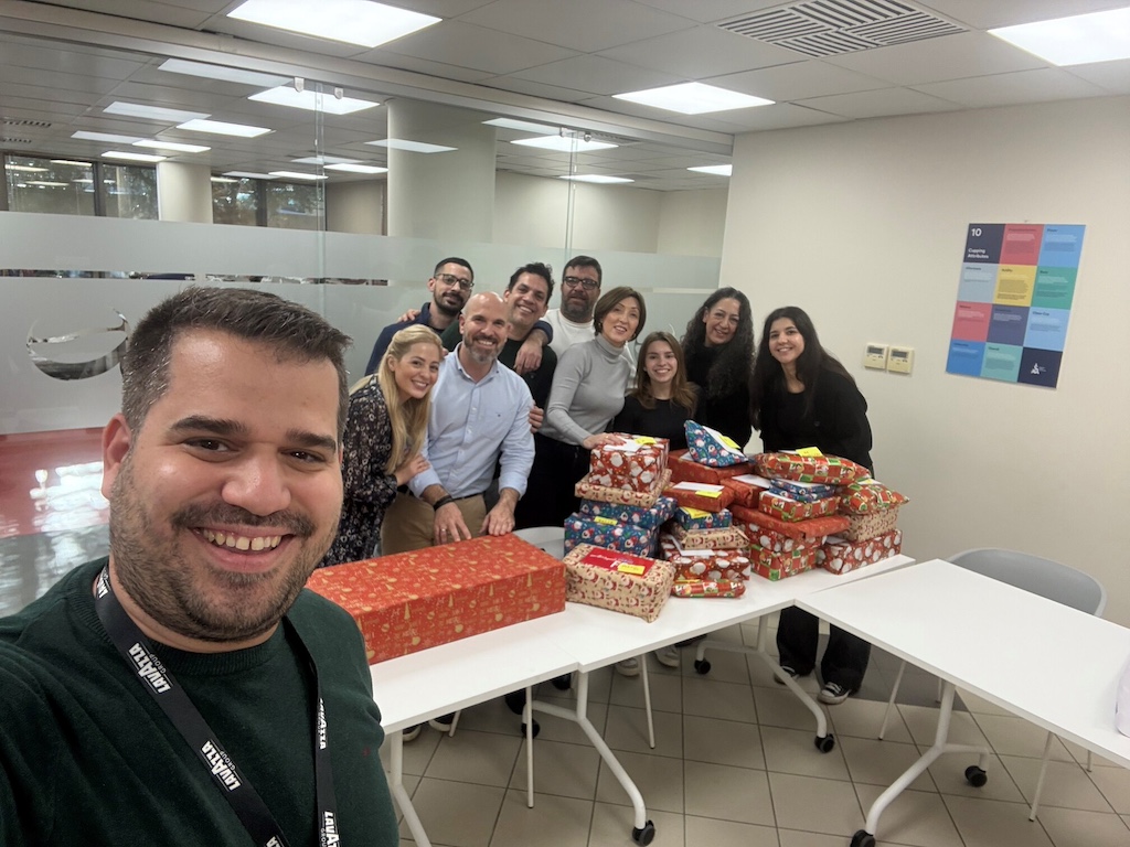 Beverage World: Μοίρασε δώρα και χαμόγελα 