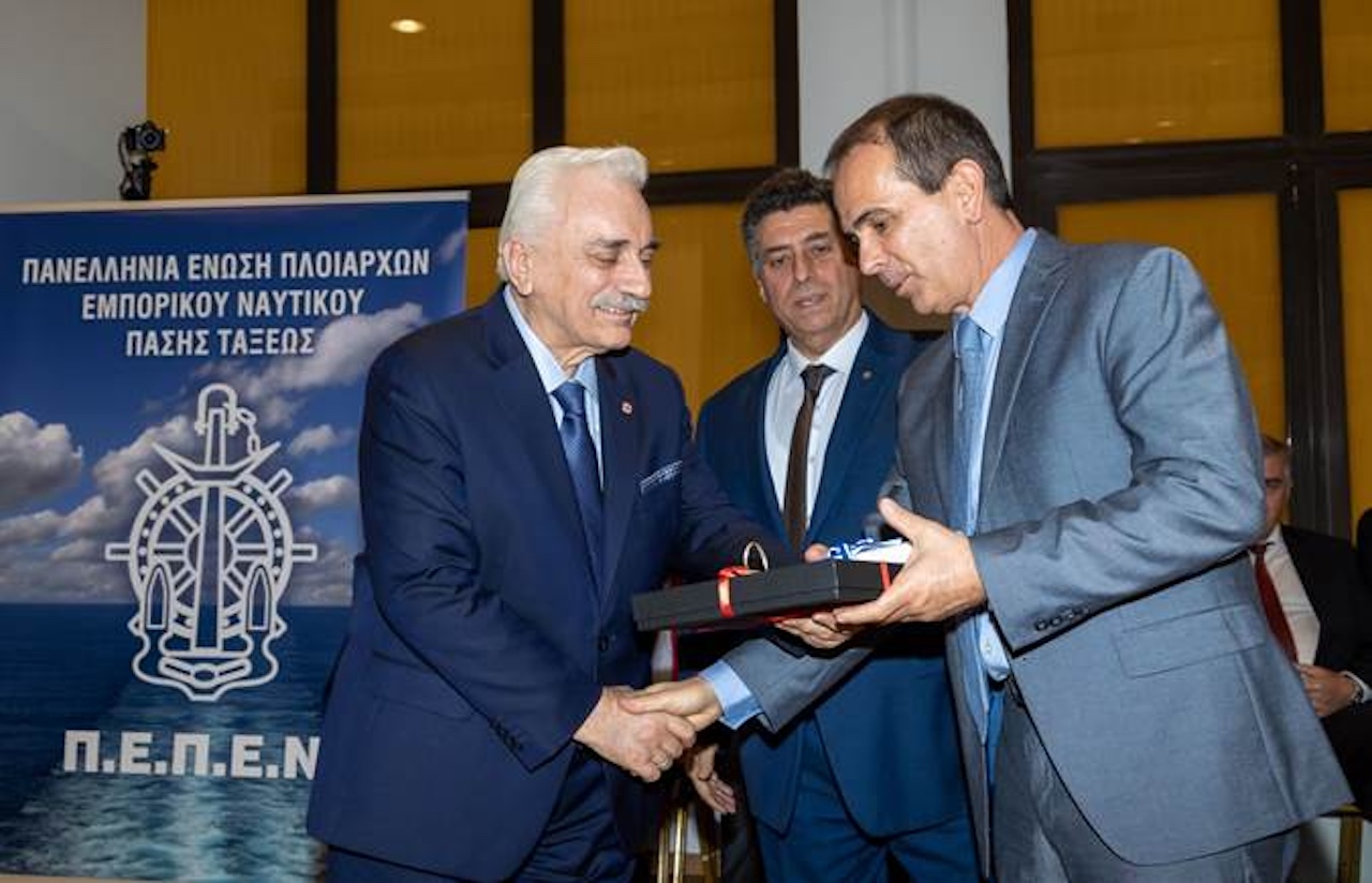 ΕΕΣ: Βράβευση Πλοιάρχων για τη διάσωση ναυαγών το 2024