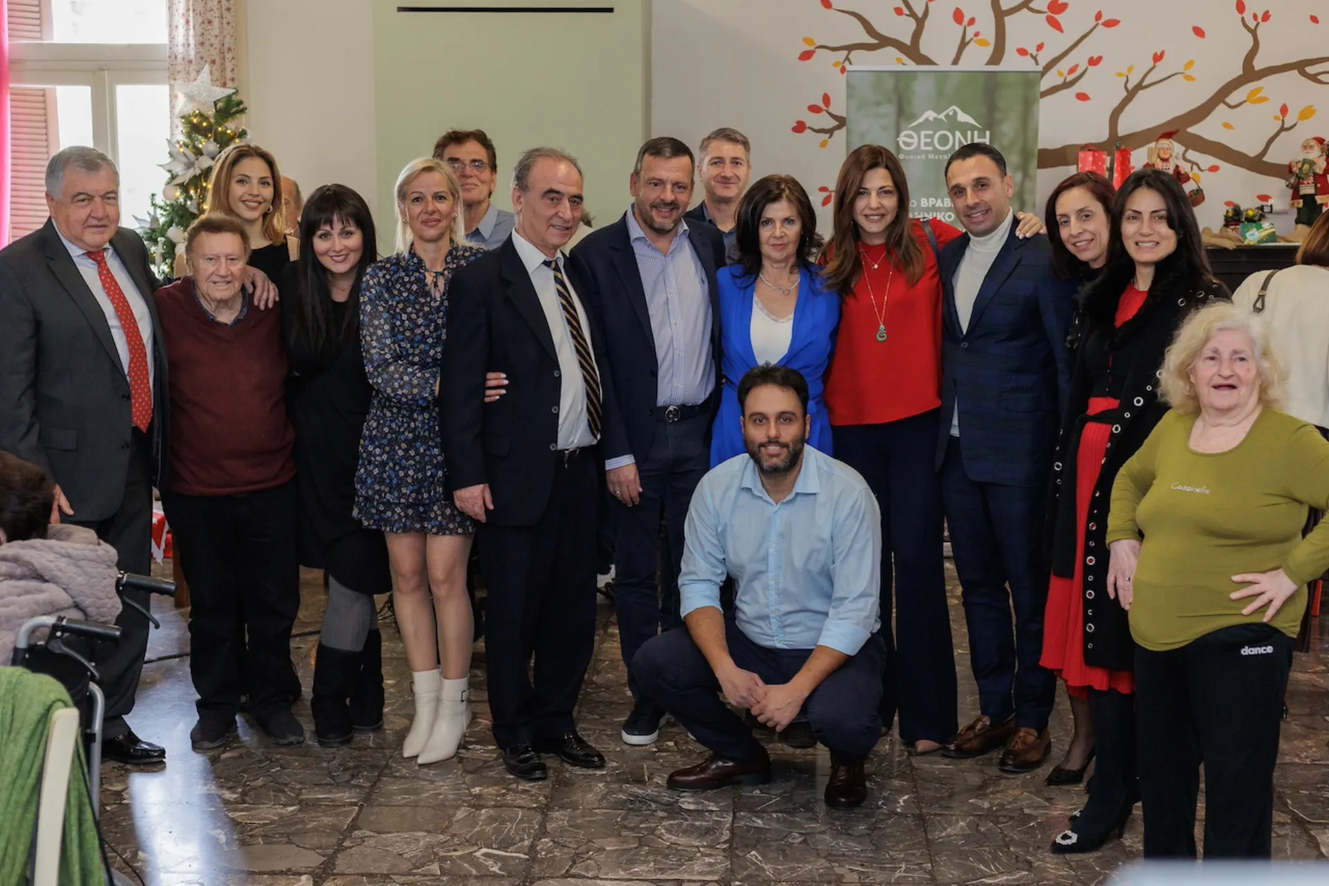 ΘΕΟΝΗ και Υπουργείο Οικογένειας προσέφεραν “Γεύμα Αγάπης” 