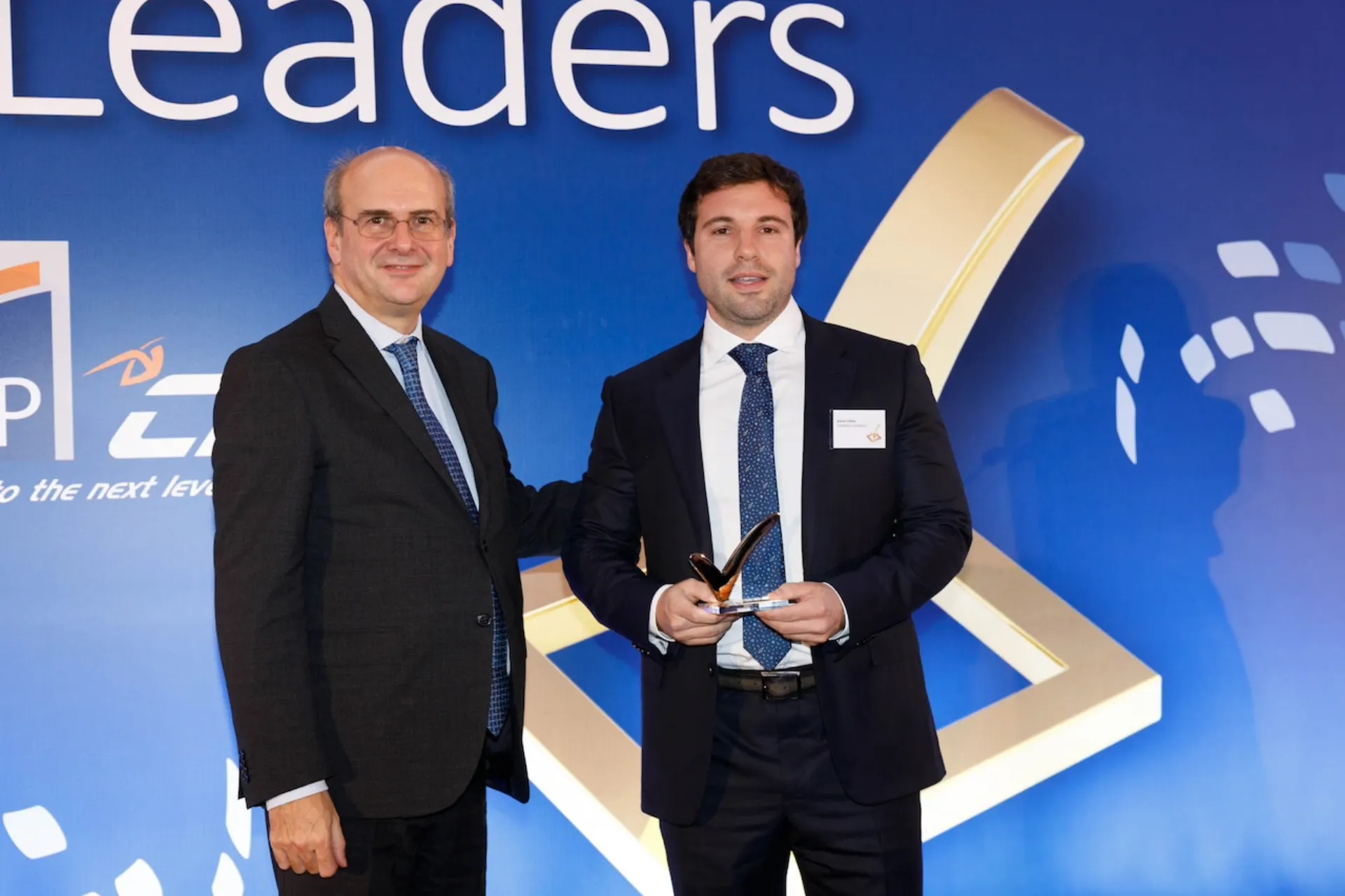 KAFEA TERRA: Διακρίσεις Ηγεσίας και Περιβαλλοντικής Eυθύνης