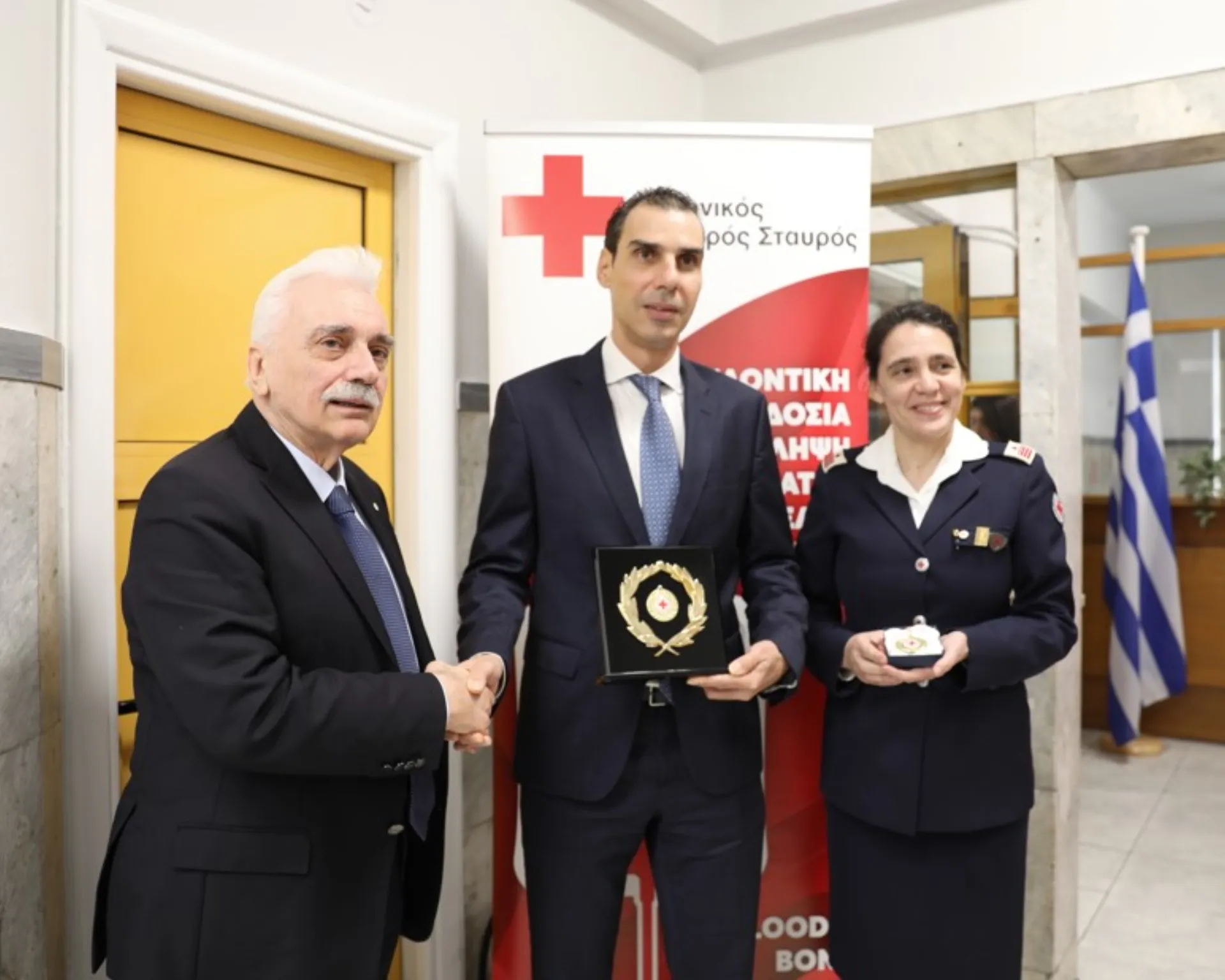 EEΣ: Με το Υπουργείο Υγείας διοργάνωσαν εθελοντική αιμοδοσία