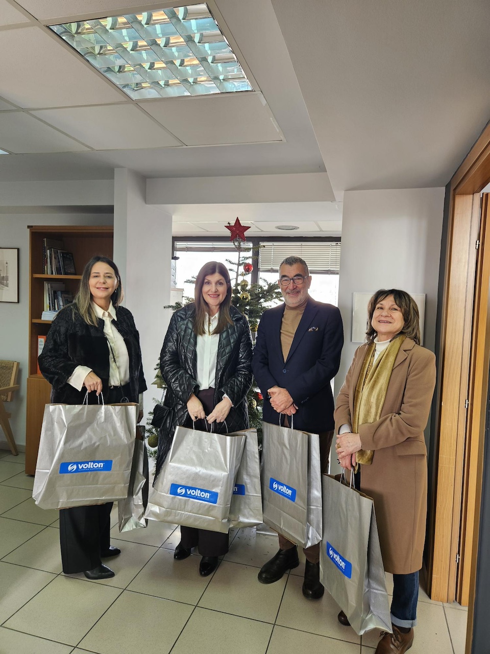 Volton: Πρόγραμμα ΕΚΕ «Φωτίζουμε ό,τι αξίζει»