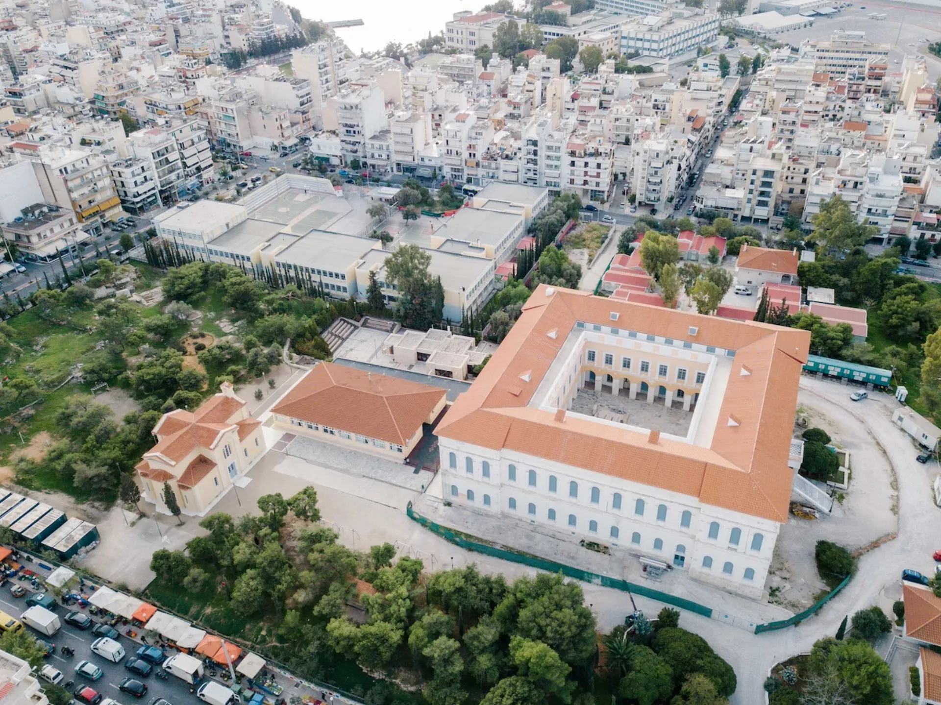 LG: Στηρίζοντας το Χατζηκυριάκειο Ίδρυμα Παιδικής Προστασίας