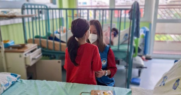 «Χαμόγελο του Παιδιού»: Δώρα και αγάπη σε νοσηλευόμενα παιδιά