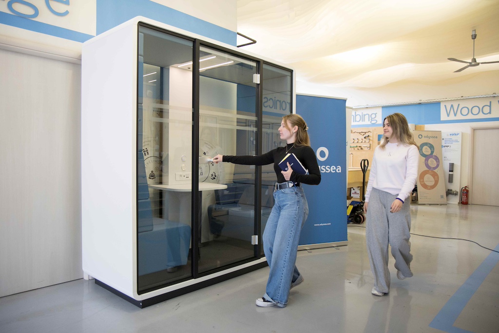 Η BAT Hellas ενισχύει το έργο της Odyssea