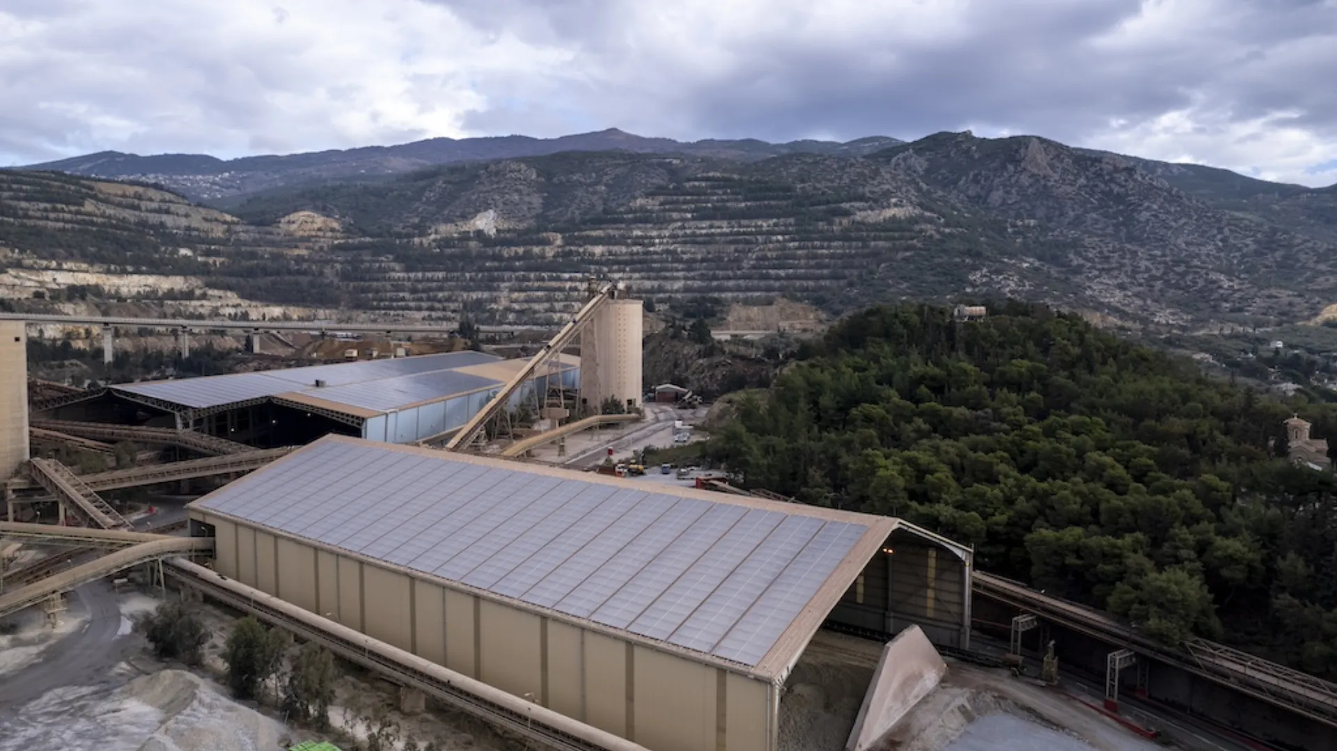 Όμιλος ΗΡΑΚΛΗΣ: Φωτοβολταϊκός σταθμός στο Εργοστάσιο του Βόλου