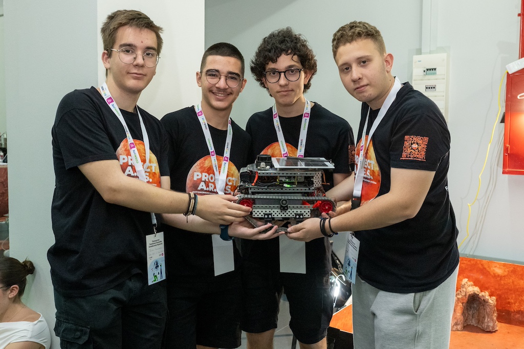 15 ομάδες στην Παγκόσμια Ολυμπιάδα Ρομποτικής 2025 (WRO)