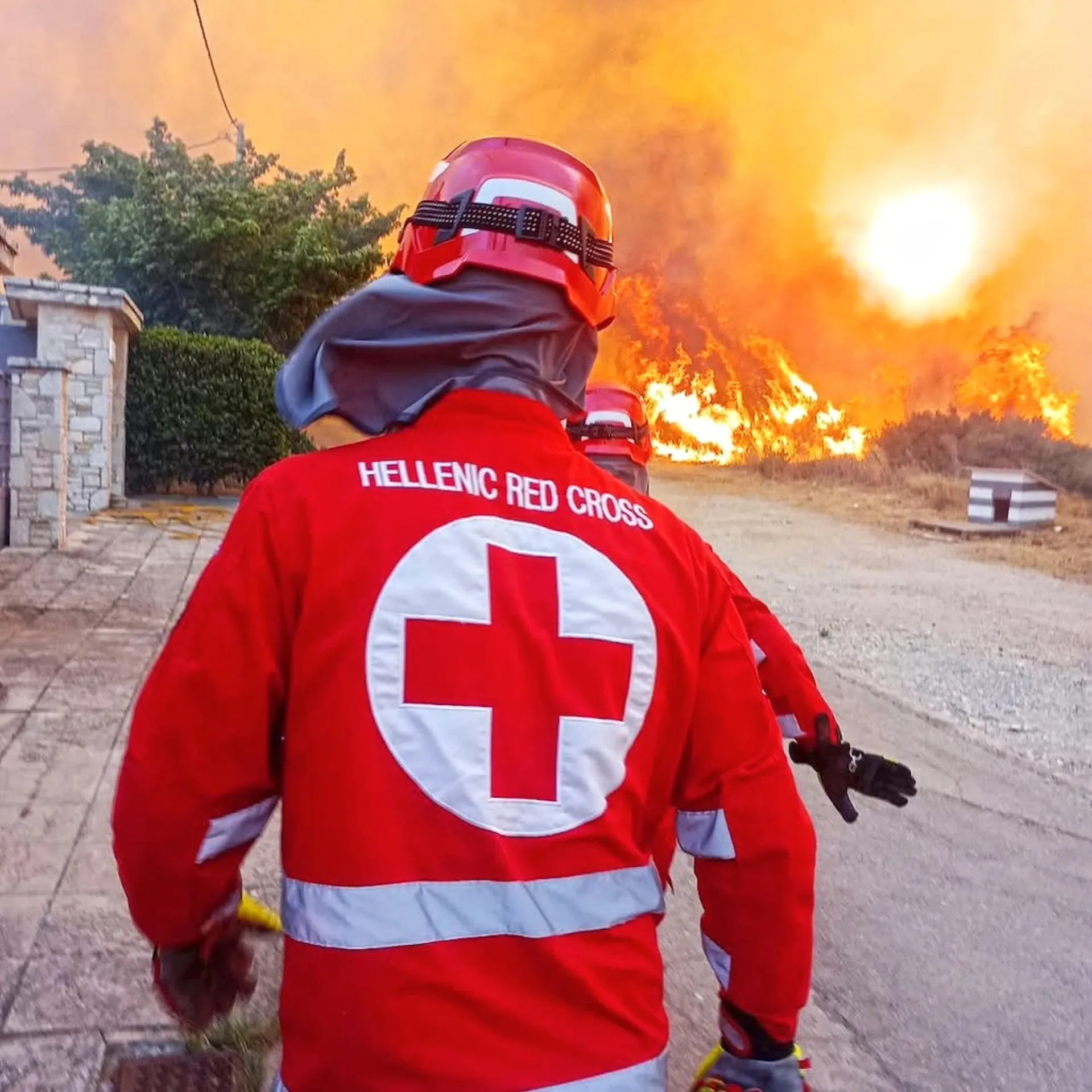 10 βασικές συμβουλές για προστασία μετά από πυρκαγιά από τον Ερυθρό Σταυρό