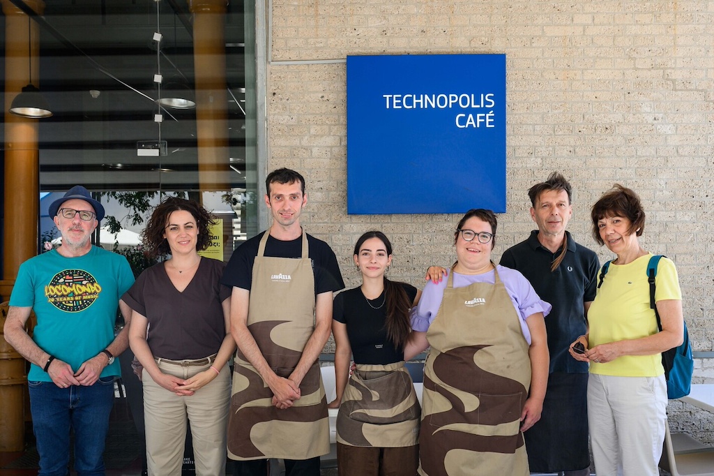 Πρόσληψη ανάπηρων εργαζομένων στην Τεχνόπολη Δήμου Αθηναίων