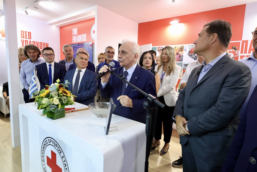 Eκατοντάδες επισκέπτες στο περίπτερο του ΕΕΣ στην 89η ΔΕΘ