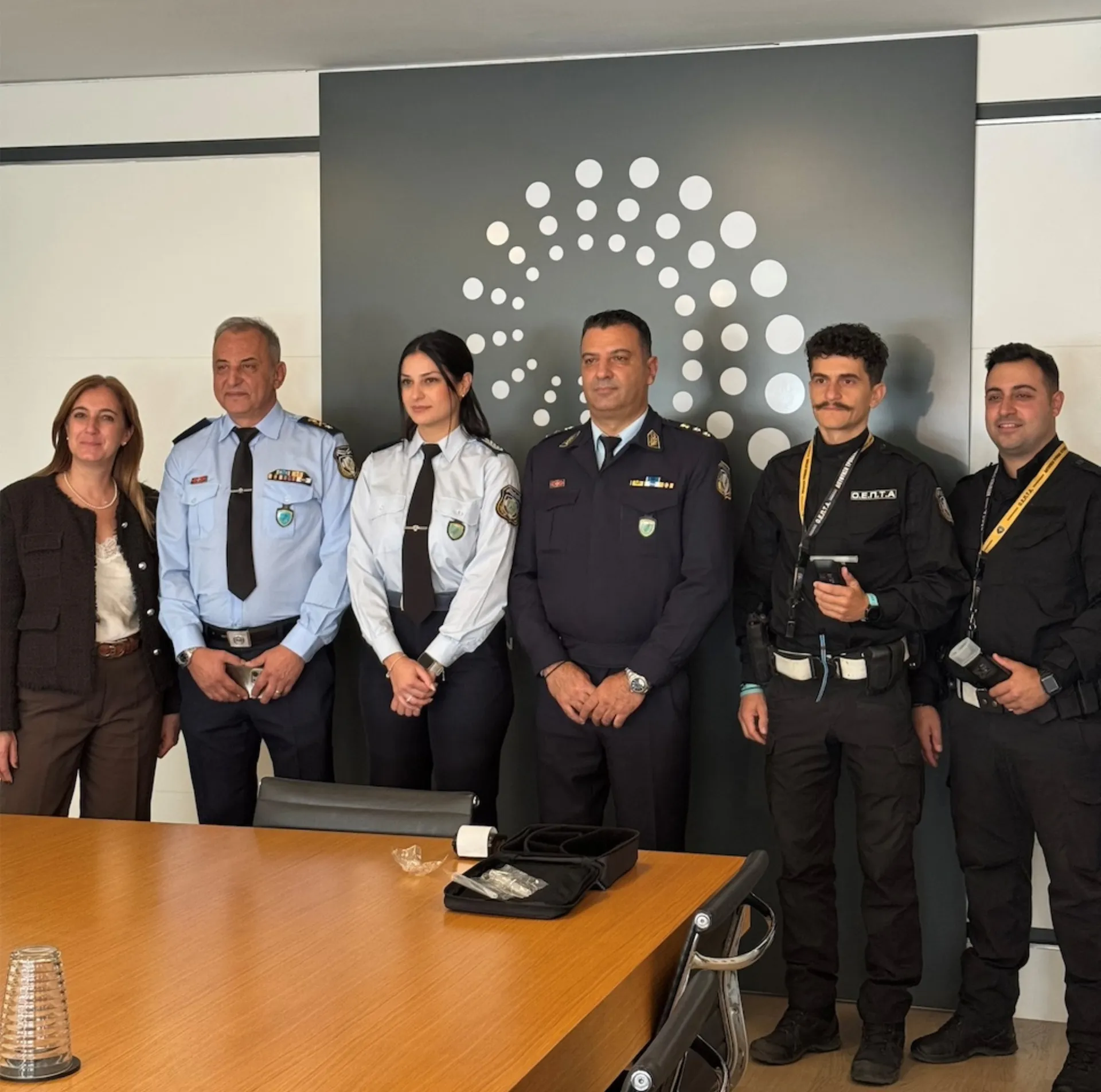 ΕΑΕΕ: Δωρεά αλκοολόμετρων στη Διεύθυνση Τροχαίας Αττικής