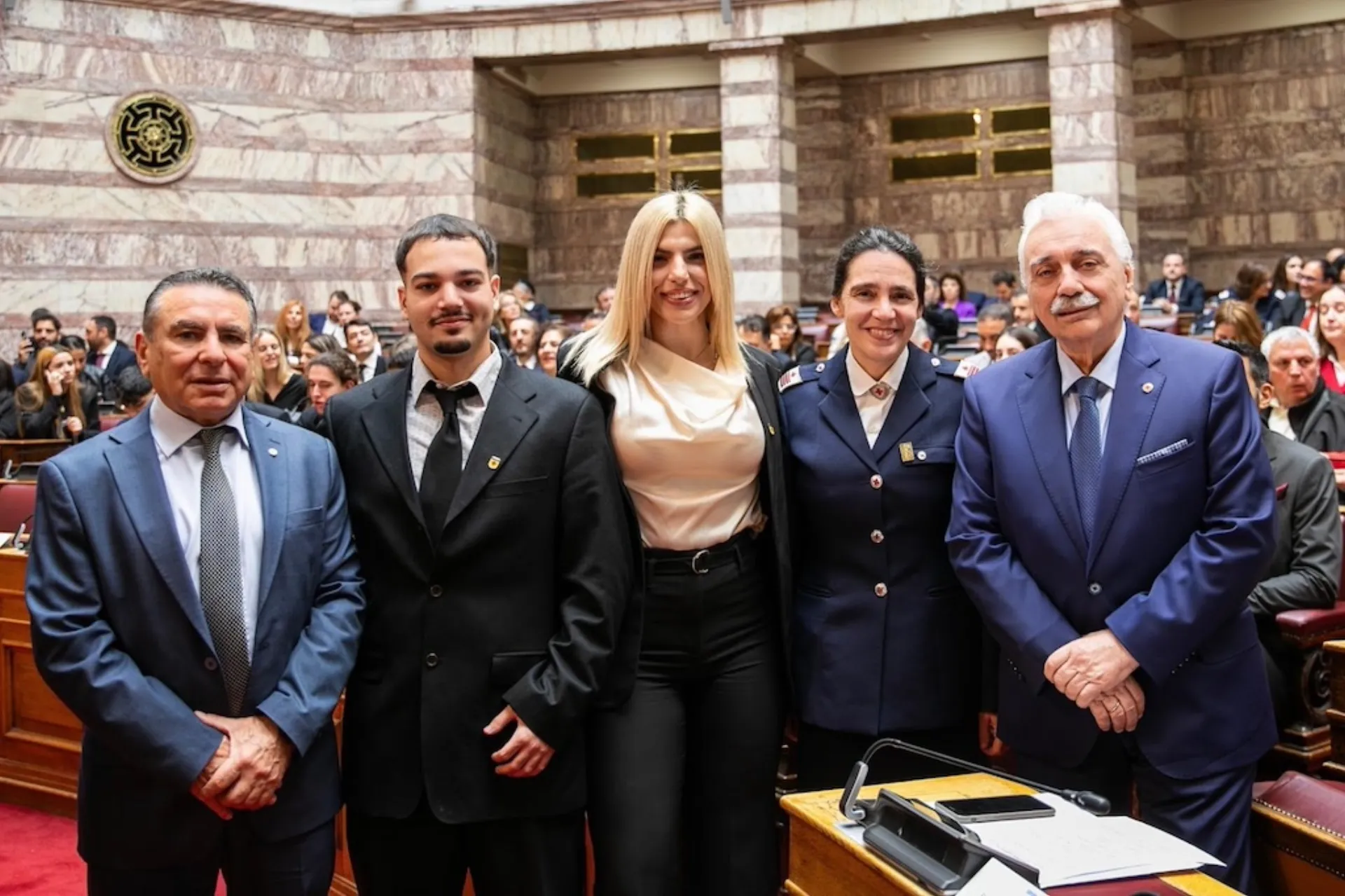 Βουλή:Τιμήθηκαν 250 εθελοντές αιμοδότες