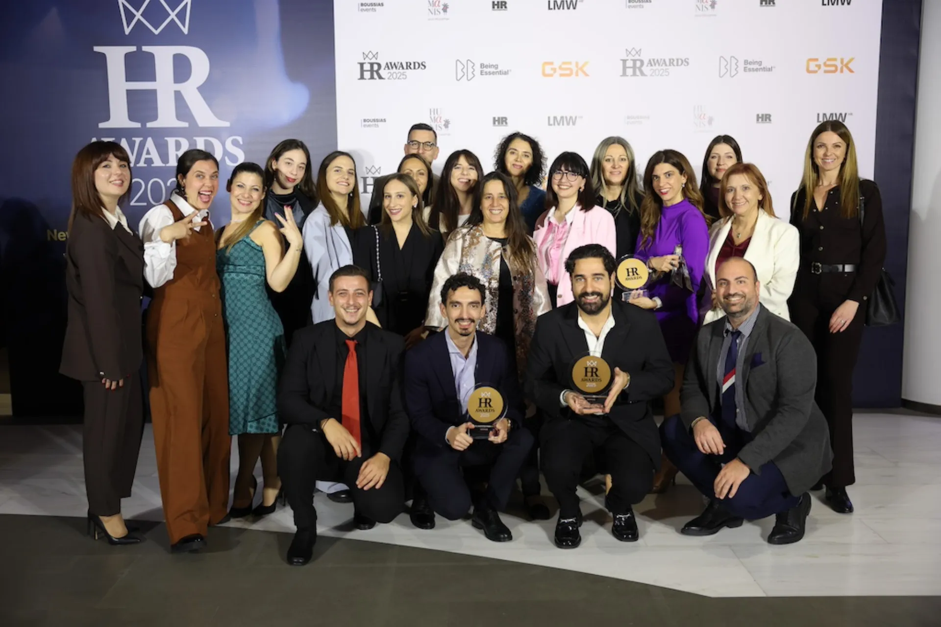 ΑΒ Βασιλόπουλος: Στηρίζει καθημερινά τους εργαζομένους