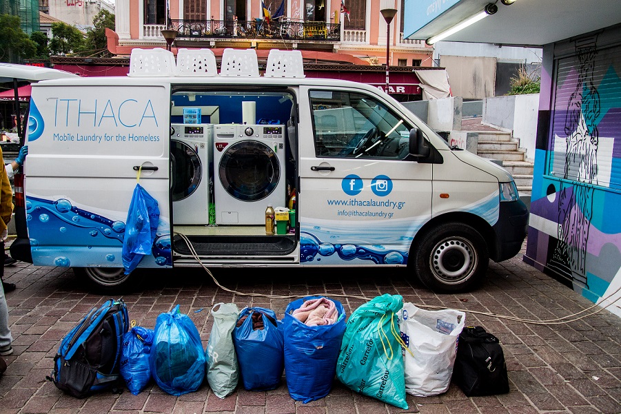 Ελληνική Πρωτοβουλία: Δωρεά για τους άστεγους της Αθήνας