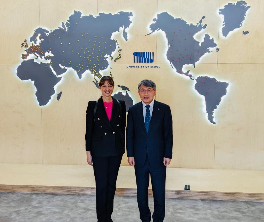 Έ.Kουντουρά: Ομιλία στο Πανεπιστήμιο της Σεούλ για τον βιώσιμο τουρισμό