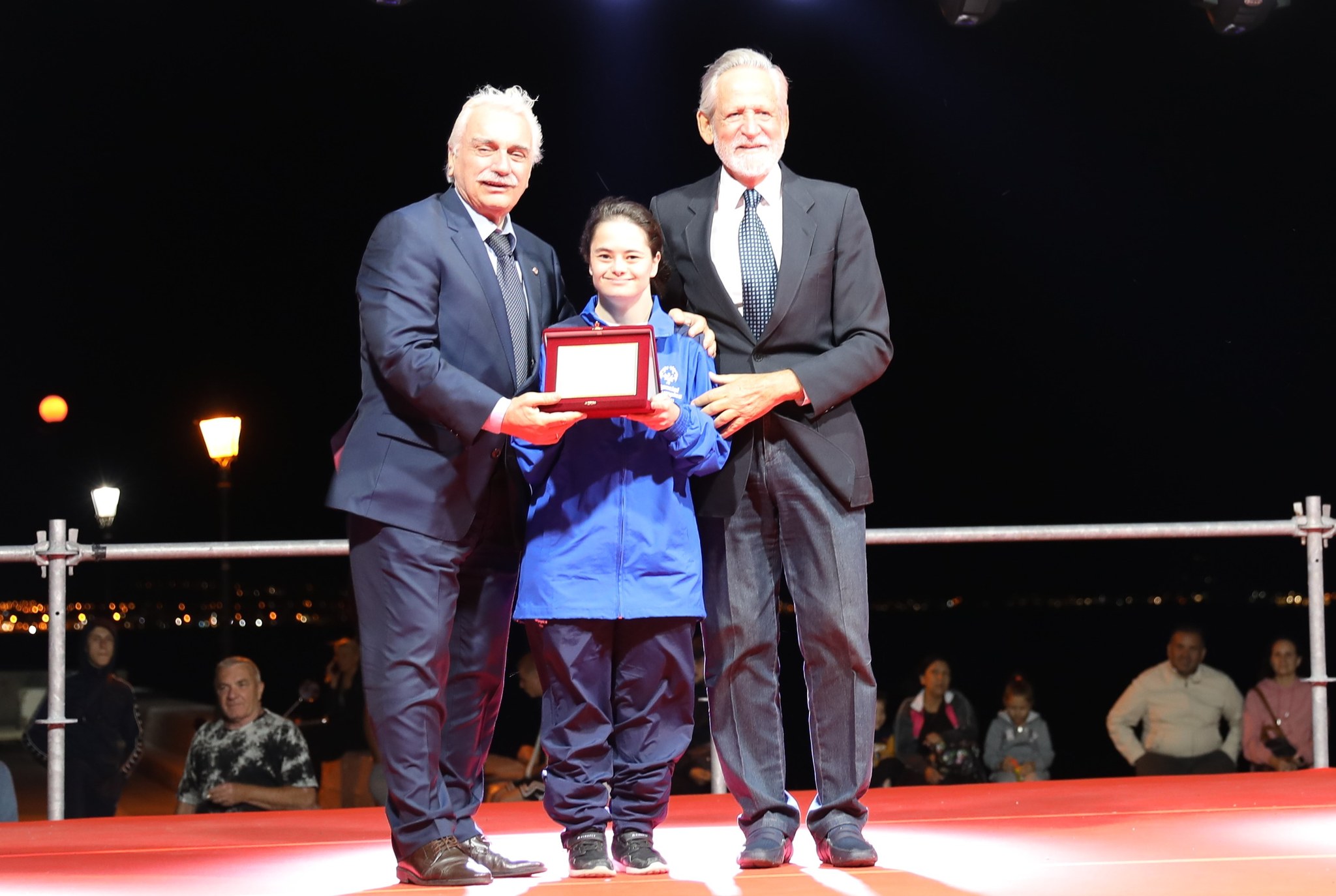 Ο Πρόεδρος του Ε.Ε.Σ. τιμήθηκε στους Special Olympics «Λουτράκι 2022»